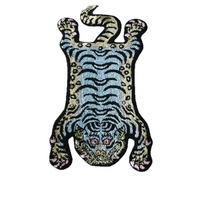 Tapis moderne et cool à motif abstrait de tigre extraterrestre, antidérapant et anti-taches, pour la décoration de la chambre d'un adolescent, du dortoir ou du salon