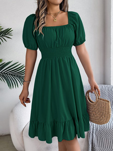 Vestido casual de cuello cuadrado y manga corta con corte en A, cintura ajustada y dobladillo con volantes, elegante y sofisticado para mujer. - Product Image 2