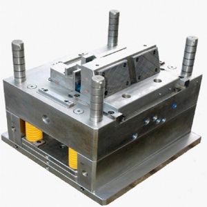 Servicio de Moldeo por Inyección de Piezas Pequeñas de Plástico Transparente Personalizadas YIOT, Diseño de Productos Plásticos con Moldeo por Inyección de Alta Calidad - Product Image 1