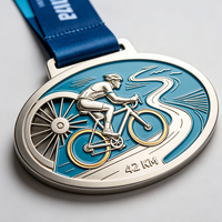 Médailles/Badges personnalisés en alliage de zinc émaillé, plaqués or, design Skyline, récompenses sportives personnalisées, souvenirs de championnat en gros