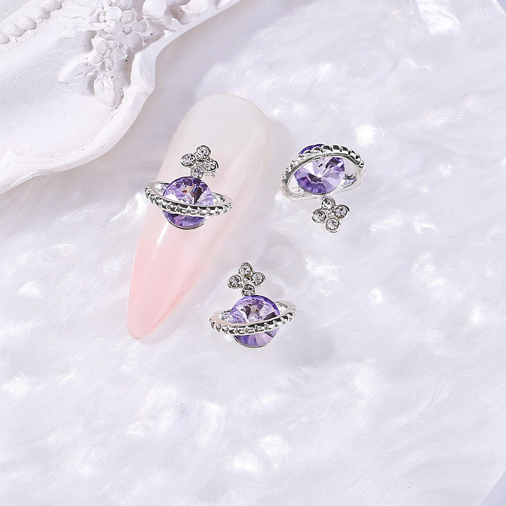 สีม่วงเงิน