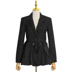 Korean Hepburn style short suit 2022 autumn new style stitched one button fluffy skirt drawstring black coat