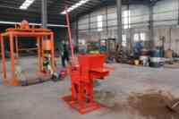 Machine manuelle de fabrication de briques en terre cuite 1-40 / Machine à briques en argile emboîtables aux Philippines