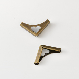 Muduo Heart <b>Corner</b> Metal <b>Protectors</b> Carbon Steel Yellow Antique Bronze Rose Gold Silver Minimalist Style For Notebook Covers - Product Image 4