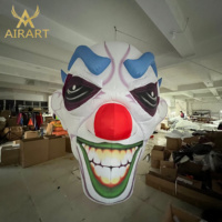 Tête de crâne gonflable populaire avec lumière LED intégrée pour suspension, idéale pour les spectacles de théâtre et les Halloween