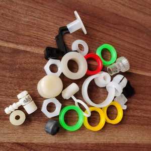 آلة طحن أو نايلون POM PA والعتاد أجزاء الربيع طوقا PA66 PA6 البلاستيك جولة طوقا شقة النايلون ختم حشوات الوسادات - Product Image 5