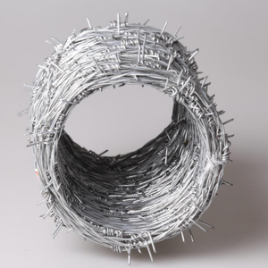 Fil barbelé galvanisé haute sécurité et haute résistance, double torsion, en rouleau de 500 m, 20 kg par rouleau, avec emballage - Product Image 4