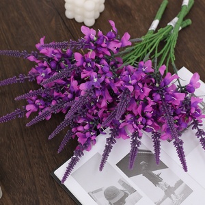 Bouquet de fleurs artificielles lavande violette incontournable, arrangement floral portable, décoration élégante pour cérémonie de mariage, festival, fête - Product Image 1
