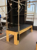 Lit de Pilates pliable en bois d'érable, gain de place, entraînement privé à domicile, équipement de fitness de haute qualité
