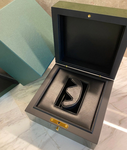 Luxury Designer <b>watch</b> box Green Piano Finish <b>Watch</b> Box Premium Leather Lined Wristwatch Storage Gift <b>Case</b> - Product Image 4