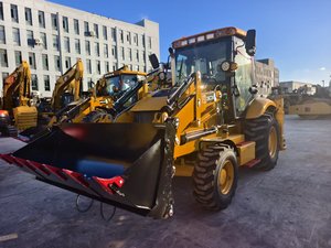 รถแบคโฮล JCB 3CX 8.1 ตัน ใหม่เอี่ยม เครื่องยนต์ Stage V EcoMax บุ้งกี๋ 4in1 พร้อมระบบ Quick Hitch 0 ชั่วโมง รับประกันจากโรงงาน ได้รับการรับรองมาตรฐาน CE และ EPA - Product Image 5
