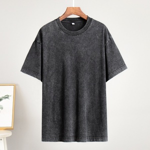 T-shirt d'été à manches courtes, style européen décontracté, col rond, effet délavé et sablé - Product Image 1