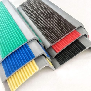 Fabricantes Suministran Protector de Bordes de Escalera Antideslizante de PVC en Forma de L, Tira Protectora de Esquinas, Tamaño Personalizable, Colorido, Perfil en Ángulo Recto - Product Image 4