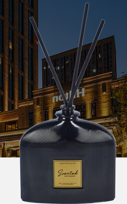 Noir brillant : Hilton