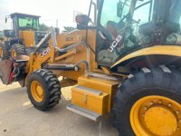 Pala Gommata JCB 3CX con Retroescavatore Modello 2026 Trazione 4x4x4 per Uso Agricolo e Fattoria - Retroescavatori JCB 3CX 4CX