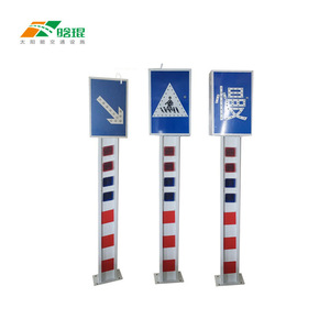 Poste de Advertencia de Tráfico Solar con Pantalla LED Intermitente, Montaje en Suelo, IP65, Acero Reflectante Q235 - Product Image 4