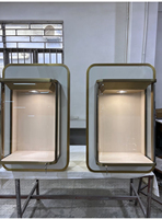 Vitrine murale encastrée sur mesure pour bijoux, éclairage LED, cadre en métal doré, vitrine en verre pour boutique de bijoux