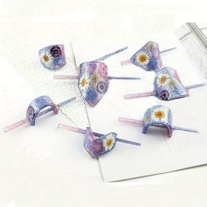 مجموعة قوالب سيليكون للراتنج - تصاميم فنية ثلاثية الأبعاد لزهور وأسماك وعباد الشمس متعددة الاستخدامات لصناعة المجوهرات والسلاسل المفاتيح والديكور المنزلي - Product Image 2