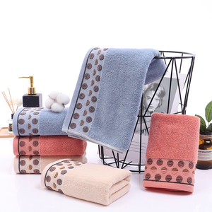 Serviettes <span class=keywords><strong>de</strong></span> bain et gants <span class=keywords><strong>de</strong></span> toilette en coton tissé éponge absorbant pour adultes, usage domestique et professionnel, logo personnalisé, vente chaude - Product Image 3