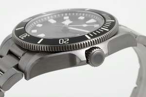 นาฬิกาดำน้ำอัตโนมัติสแตนเลสสตีล กระจกแซฟไฟร์ กันน้ำ 30 บาร์ สปอร์ต หรูหรา สำหรับทุกเพศ - Product Image 3