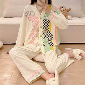 Conjunto de Pijama de Tres Piezas para Mujer, Diseño de Dibujos Animados, <span class=keywords><strong>Precio</strong></span> Bajo, Venta al por Mayor, Tejido de Punto, Chaqueta de Manga Corta y Pantalones - Product Image 2