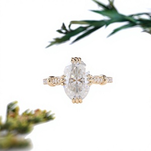 Anillo de Diamantes de Corte Ovalado de Lujo con Halo, Engaste de 4 Puntas, Banda de Oro, Anillo de Promesa, Regalo de Joyería para Aniversario - Product Image 1
