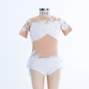 YIZHIJIAN <span class=keywords><strong>Costume</strong></span> per Danza Classica e Lirica Abito da Danza Contemporanea Bianco Set di Costumi per Ragazze e <span class=keywords><strong>Donne</strong></span> - Product Image 1