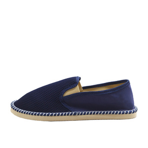 Mocasines Transpirables Color Negro Azabache para Hombre, Estilo Slip-On con Borde Trenzado, Suela Ligera, Zapatos Urbanos Cómodos, Calzado de Punto para Mujer - Product Image 4