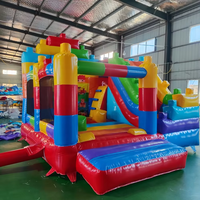 Structure gonflable avec toboggan
