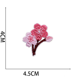 Patchs thermocollants brodés en gros : Tournesol, <span class=keywords><strong>Lys</strong></span>, Lotus, Fleur de prunier – Fleurs brodées tissées à la machine pour vêtements - Product Image 2