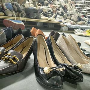 รองเท้าส้น<span class=keywords><strong>ส</strong></span>ูงแบรนด์เนม<span class=keywords><strong>ม</strong></span>ือ<span class=keywords><strong>ส</strong></span>องขายส่ง S08 <span class=keywords><strong>ส</strong></span>ำหรับงานแต่งงานและงานปาร์ตี้ รองเท้าผู้หญิง<span class=keywords><strong>ม</strong></span>ือ<span class=keywords><strong>ส</strong></span>อง - Product Image 3