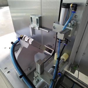 Machine de dé<span class=keywords><strong>coupe</strong></span> continue de profilés en aluminium à 90 degrés, alimentation automatique, CNC, efficacité industrielle professionnelle - Product Image 5