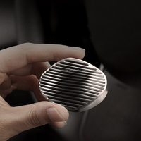 Diffuseur d'air pour voiture en métal élégant, bâtonnet parfumé de 45 mm, feuille de parfum compressée, technique de moulage, bâtonnet parfumé, esthétique élevée