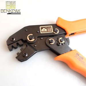 Mini <span class=keywords><strong>pince</strong></span> à <span class=keywords><strong>sertir</strong></span> <span class=keywords><strong>Molex</strong></span> SN-02B TAB 4.8 6.3 pour bornes 0.5-2.5 mm² AWG20-13 pour fils, câbles et assemblages de câbles - Product Image 2