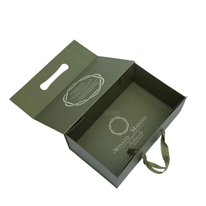 再利用可能な折り畳み式磁気クラフトペーパーギフトボックスハンドル付きマットラミネーションエンボスカスタムロゴリサイクル可能 - Product Image 1