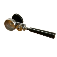 Scelleuse manuelle portable pour bouteilles d'eau de 55 mm de diamètre, boissons gazeuses, couvercles en plastique, bouteilles PET jetables, canettes de soda et boîtes de conserve