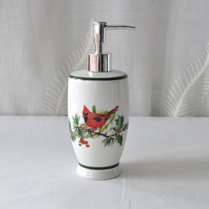 Collection Noël Oiseaux et Fleurs : Ensemble de 4 accessoires de salle de bain en céramique minimaliste et élégant, motif <span class=keywords><strong>Cardinal</strong></span> et floral - Product Image 3