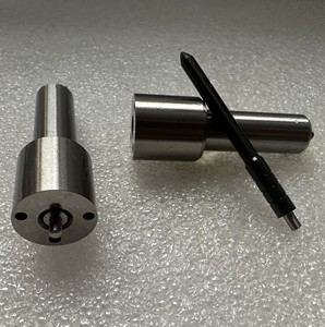 Componentes de Inyector de Combustible Diésel de Alta Calidad, Boquilla Common Rail DLLA157P855 ME302143 093400-8550 para <span class=keywords><strong>Mitsubishi</strong></span> <span class=keywords><strong>Fuso</strong></span> <span class=keywords><strong>FK</strong></span> 6M60 - Product Image 2