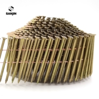 Palettes de clous en bois pour le dépaillage