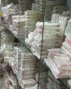 Bolsas de sellado autoadhesivas de OPP ligeras de gran venta en 2025 para ropa, prendas de vestir y textiles - Product Image 2