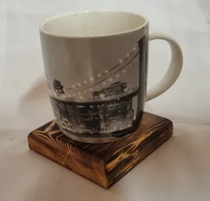 Dessous de verre élégants et élégants en bois poli Tapis de boisson fonctionnels pour la protection du bureau des restaurants à la maison - Product Image 4