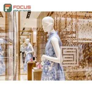 Sistema de Exhibición de Acero Inoxidable Cepillado para Tiendas de Ropa, Venta Directa de Fábrica, Servicio OEM - Product Image 3