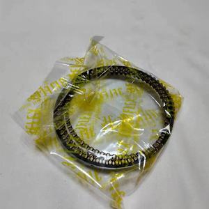 Ka24ピストンリングニッサン用Ka24deエンジンピストンリングセット12033-5v110 13033-9e000 34143 34147 - Product Image 4