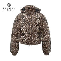 Polyester léopard pleine impression hiver court 90% duvet plume femmes doudoune durable détachable capuche et bras bouffant gilet