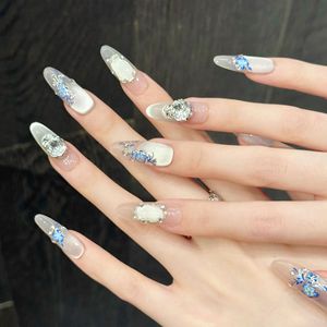 <span class=keywords><strong>Uñas</strong></span> Postizas [<span class=keywords><strong>Porcelana</strong></span> Azul y Blanca] Diseño <span class=keywords><strong>de</strong></span> Mariposa que Atrae la Fortuna, Lujosas, con Estética Moderna, Estilo Chino, Doradas - Product Image 3