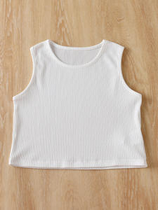 Set da bambina <span class=keywords><strong>a</strong></span> tre pezzi bianco <span class=keywords><strong>a</strong></span> quadretti con giacca corta, gilet e gonna. - Product Image 5