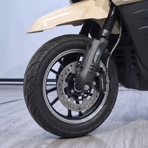 Moped électrique <span class=keywords><strong>tout</strong></span>-<span class=keywords><strong>terrain</strong></span> Adventure DNA avec gros pneus pour les balades en extérieur et en ville - Product Image 5