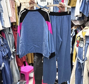 Conjunto de Top Pullover de Manga Longa em Patchwork + Calças Jeans com Cintura Elástica 2026 - Product Image 4