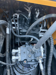Moteur principal d'occasion de haute qualité pour excavatrice Hyundai 225LC-9S de 22 tonnes, composant moteur Cummins, pompe MOOG, 1 an de service après-vente, faible coût - Product Image 6