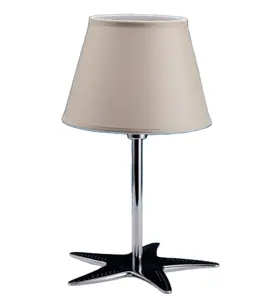 Lampada da tavolo in ottone cromato Marine Star con paralume bianco E14 lampada prodotto di illuminazione Made in Italy per la decorazione marina e nautica